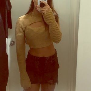 Sweater crop top